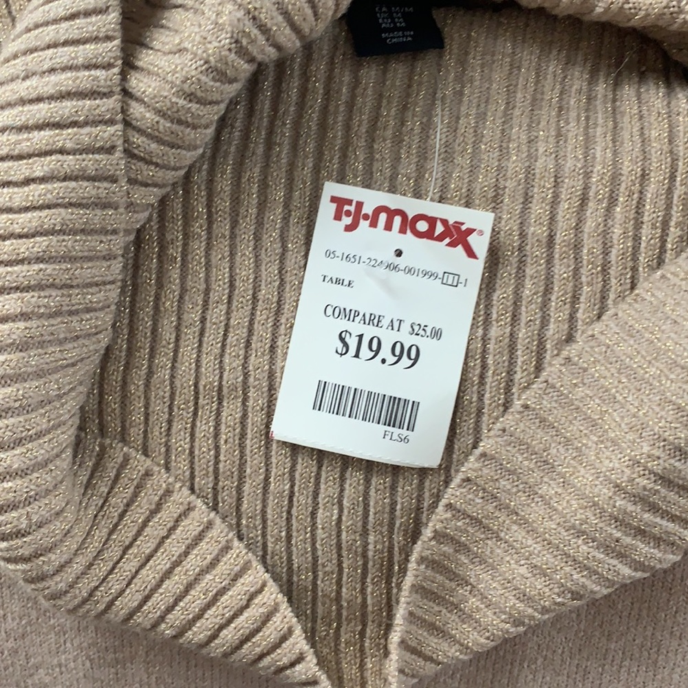 Sweater - Picture 3 of 3